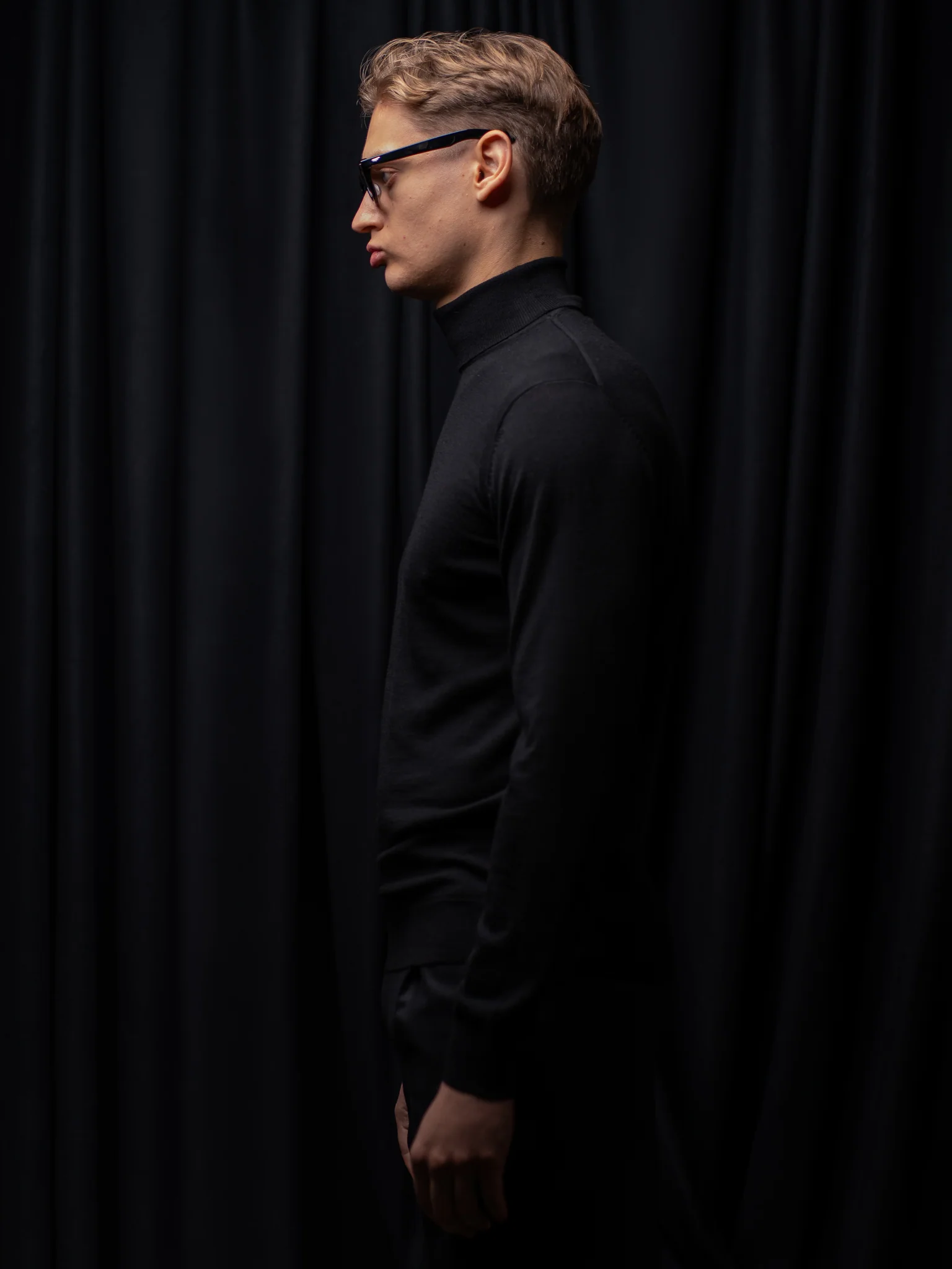 GLAZOMER Rollkragenpullover, schwarz - Image 4
